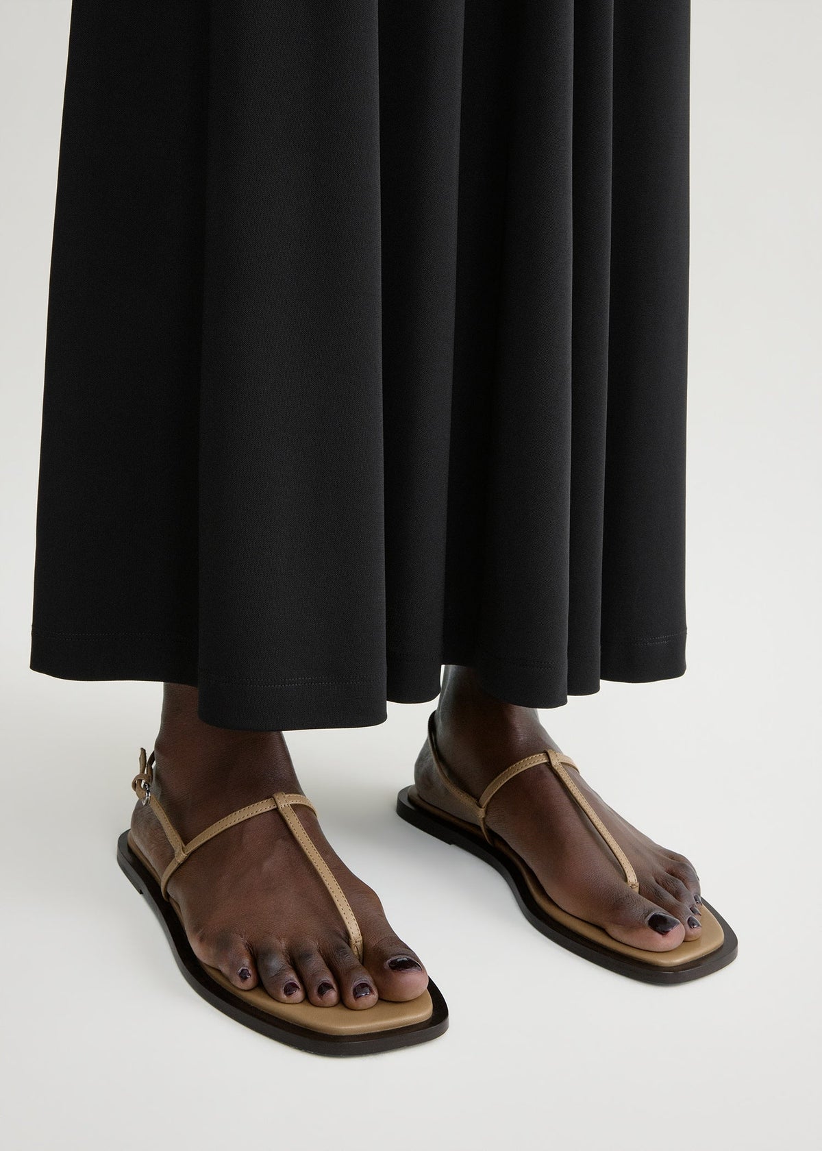 T-strap nappa sandals desert/dark brown